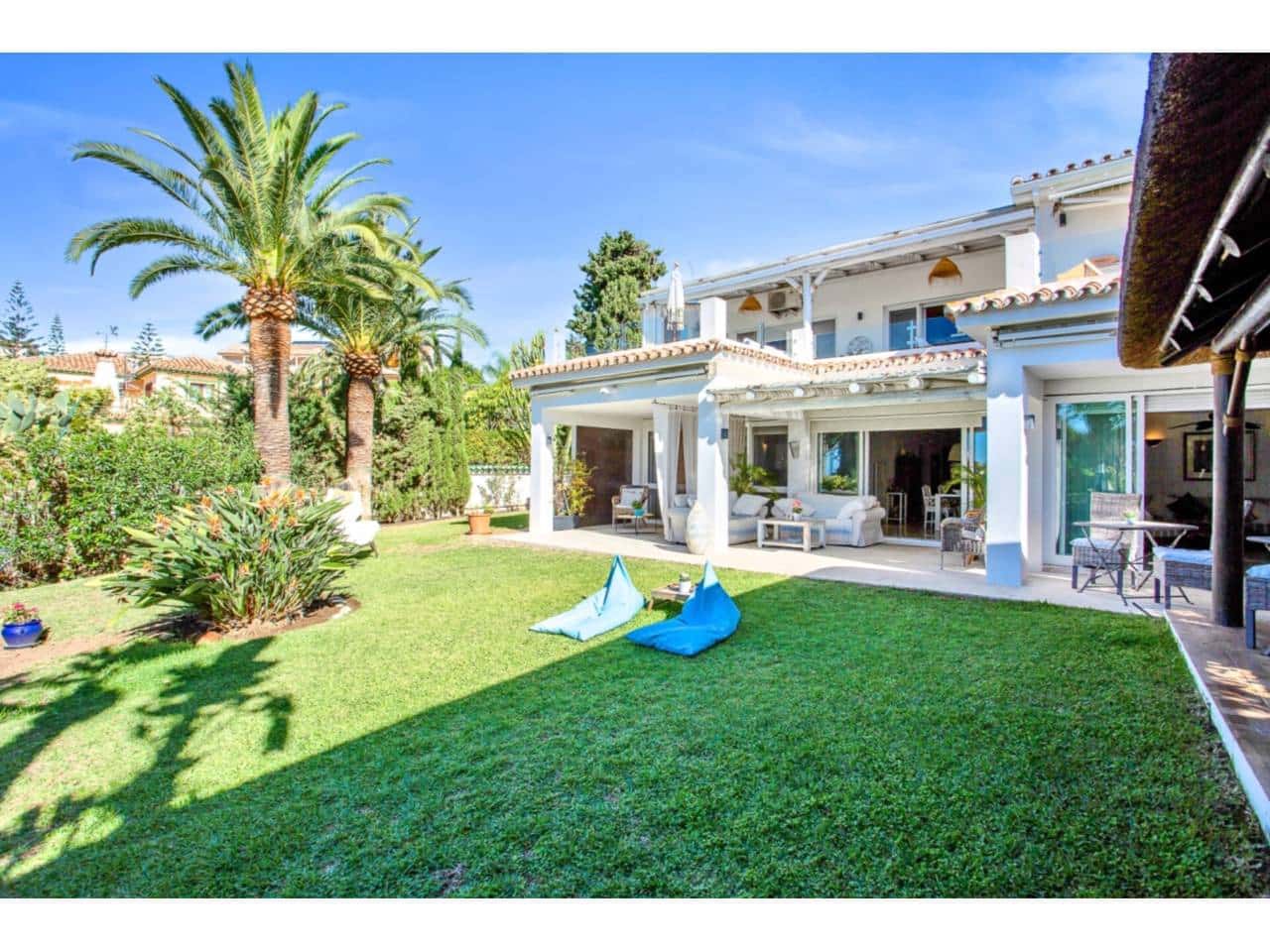6 Zimmer Villa zu vermieten in Marbella mit Pool Garage - 7.800 € (Ref: 9395616)