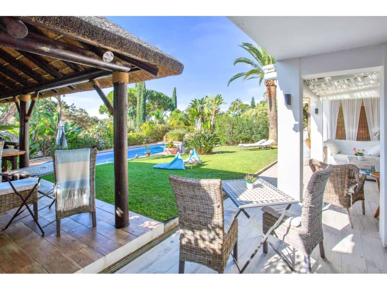 6 Zimmer Villa zu vermieten in Marbella mit Pool Garage - 7.800 € (Ref: 9395616)
