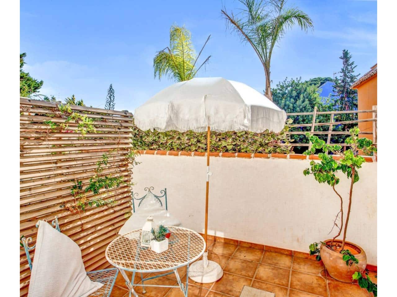 6 Zimmer Villa zu vermieten in Marbella mit Pool Garage - 7.800 € (Ref: 9395616)