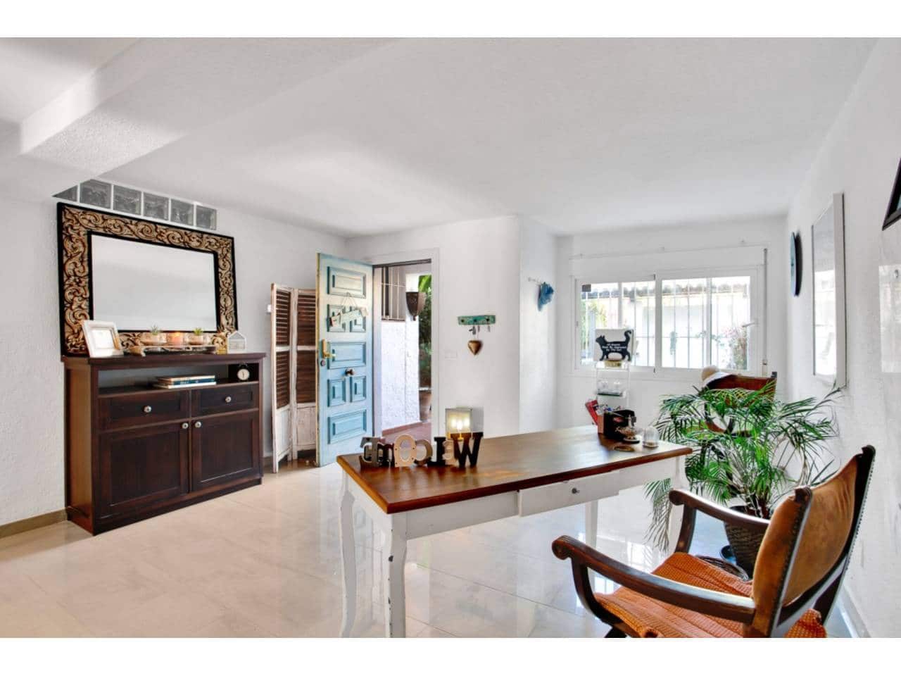 6 Zimmer Villa zu vermieten in Marbella mit Pool Garage - 7.800 € (Ref: 9395616)