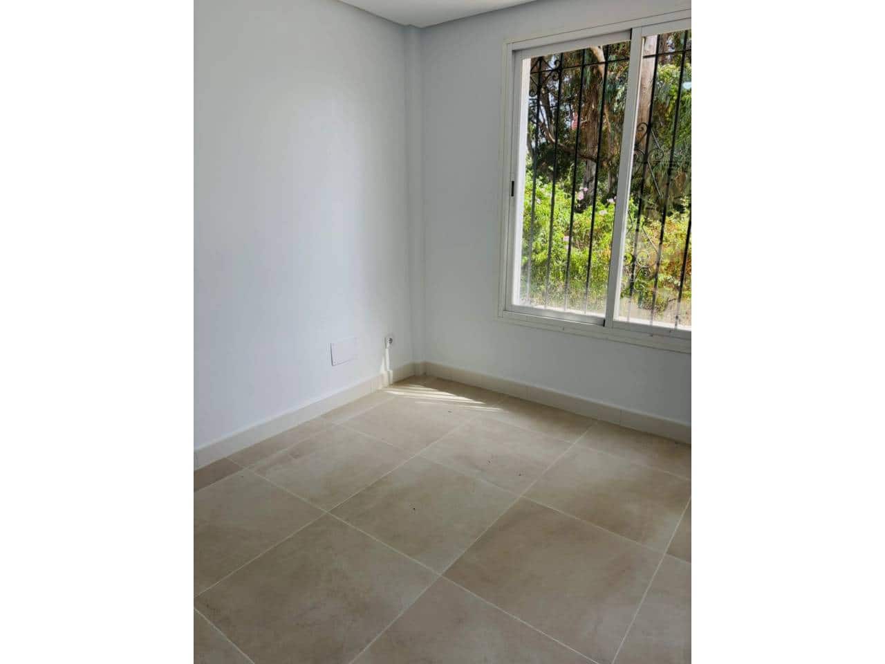 3 soverom Villa til leie i Elviria - € 2 100 (Ref: 9400441)