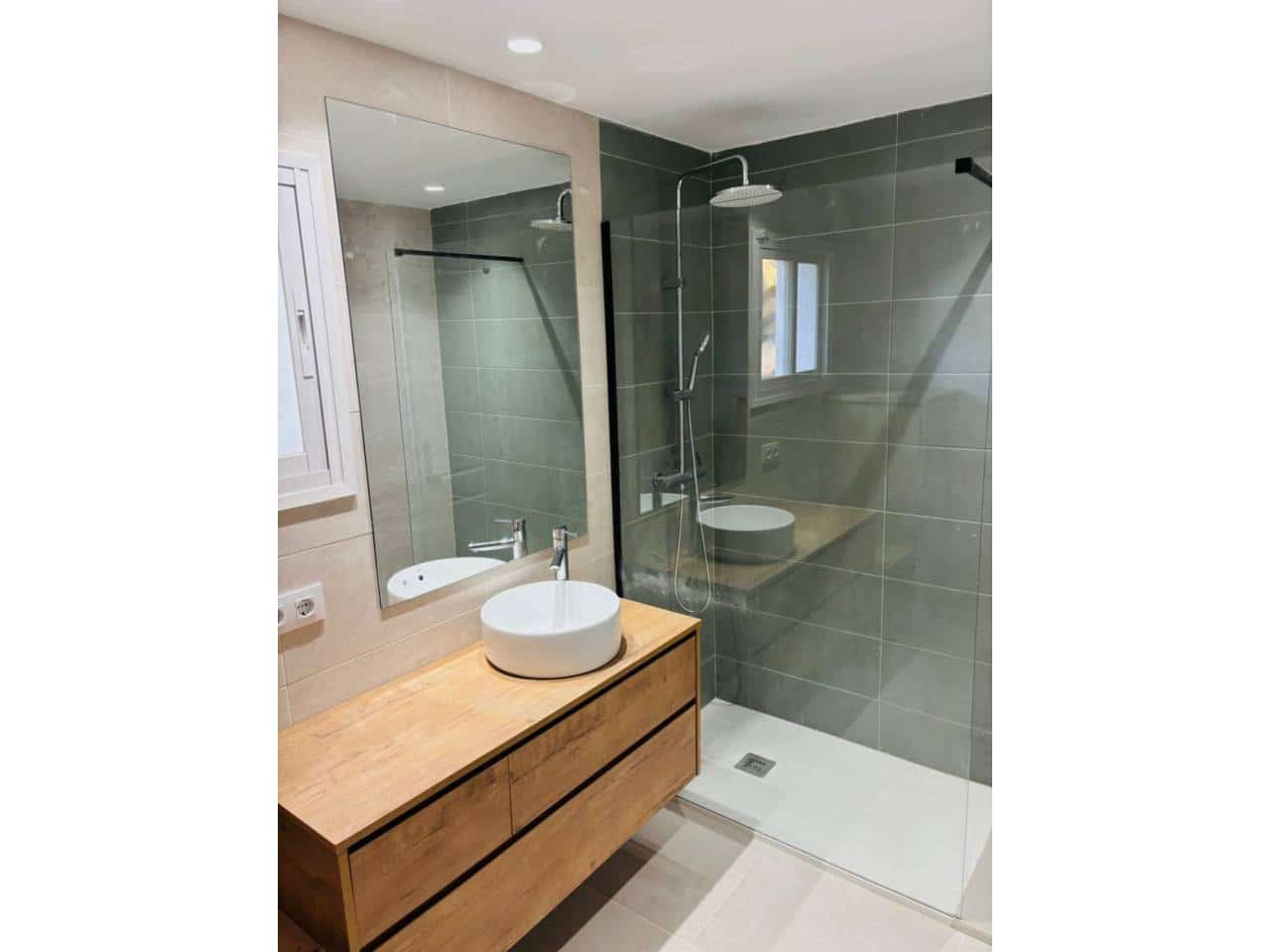 3 soverom Villa til leie i Elviria - € 2 100 (Ref: 9400441)