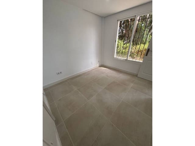 3 soverom Villa til leie i Elviria, Marbella - € 2 100 (Ref: 9400441)