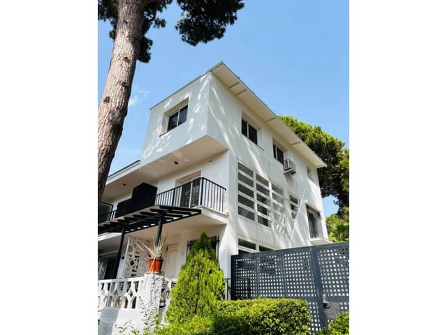 3 soverom Villa til leie i Elviria, Marbella - € 2 100 (Ref: 9400441)