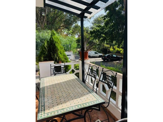 3 soverom Villa til leie i Elviria, Marbella - € 2 100 (Ref: 9400441)