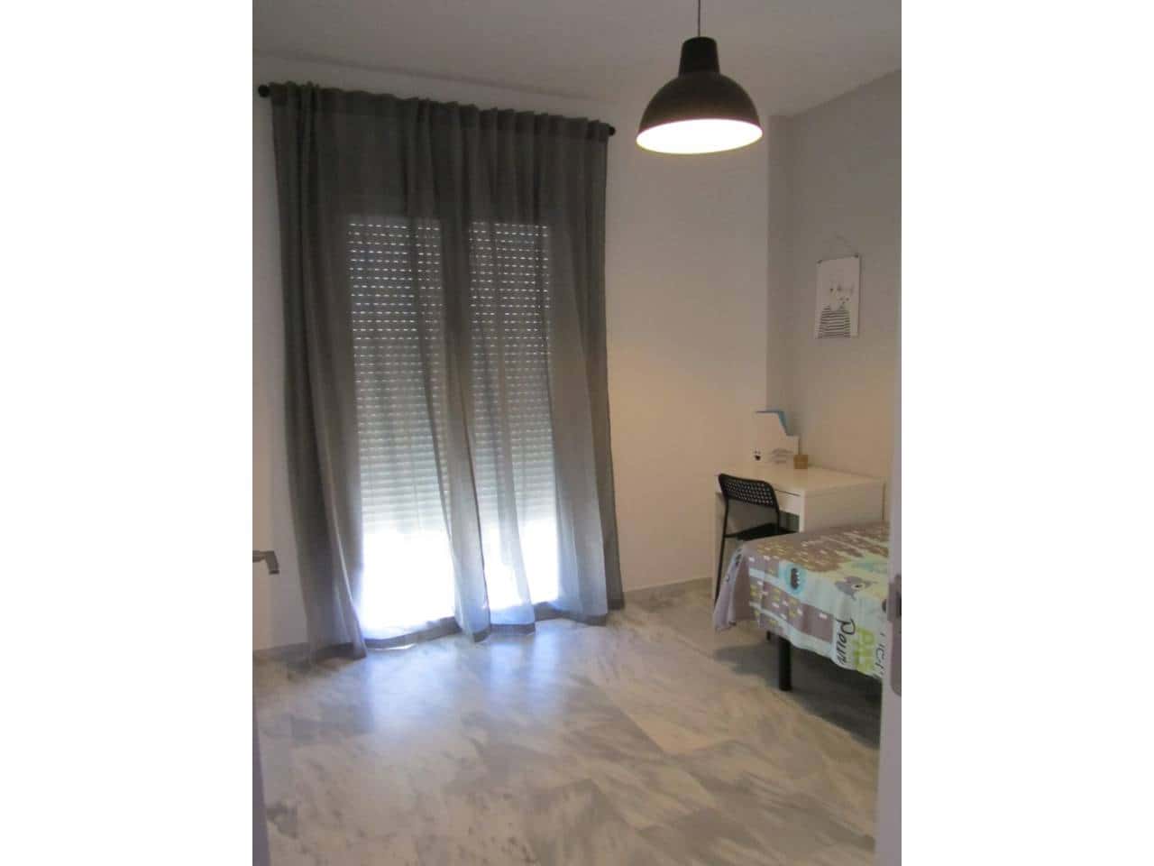 3 soveværelse Lejlighed til leje i Mijas med swimmingpool - € 1.400 (Ref: 9402952)