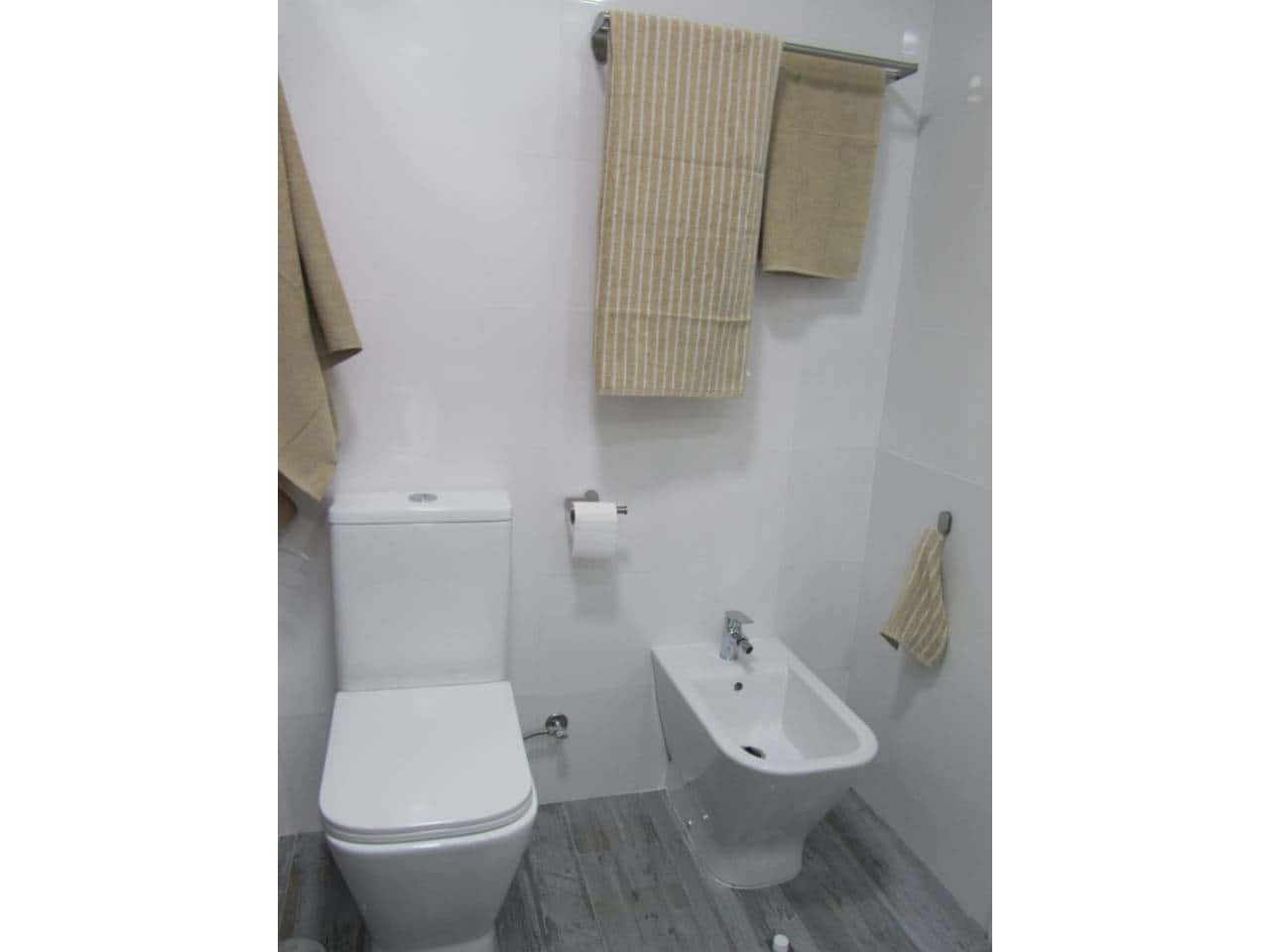 3 soveværelse Lejlighed til leje i Mijas med swimmingpool - € 1.400 (Ref: 9402952)