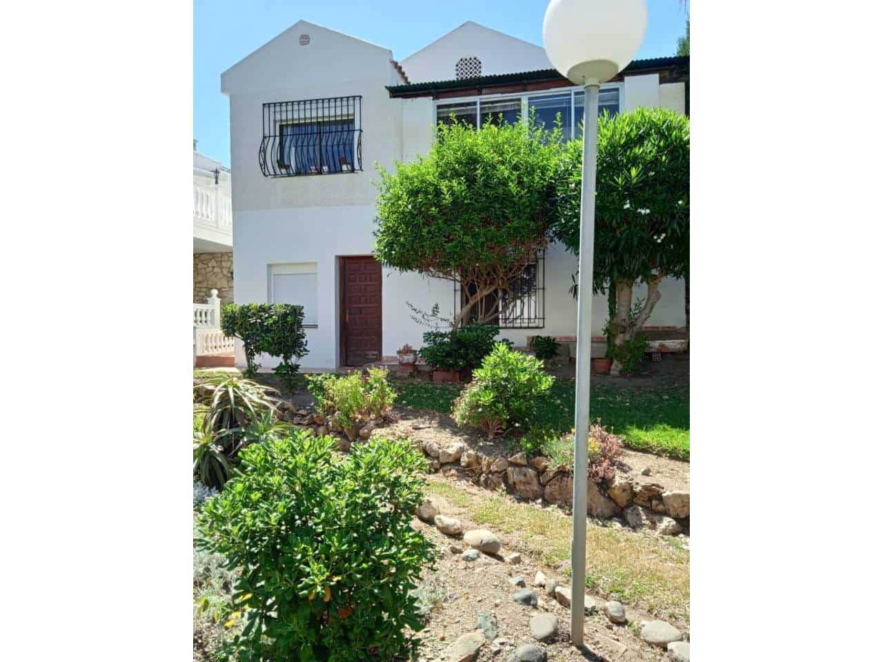 3 sypialnia Willa do wynajęcia w Mijas z basenem garażem - 1 800 € (Ref: 9410409)