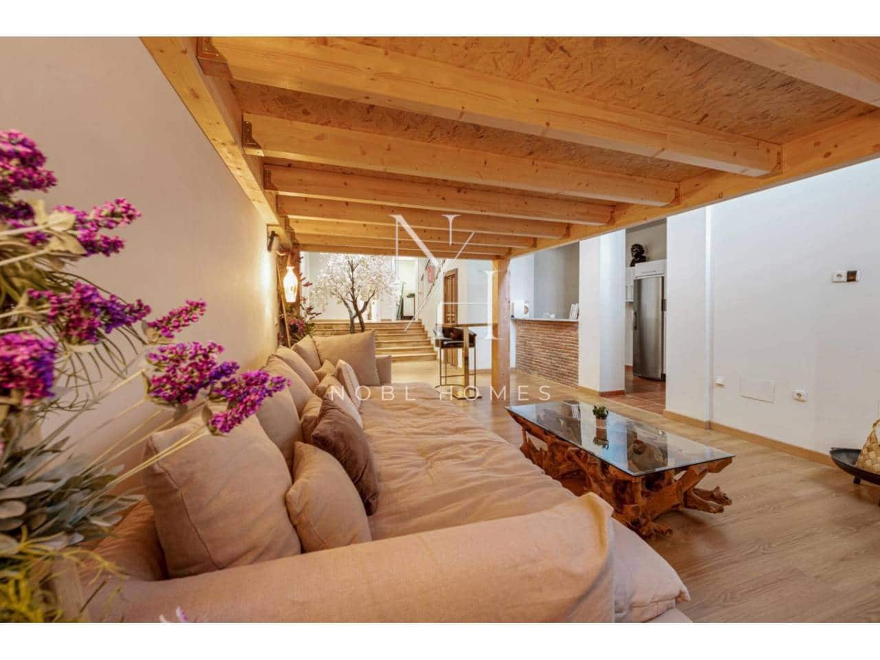 3 makuuhuone Rivitalo vuokrattavana paikassa Marbella mukana uima-altaan 
autotalli - 3 300 € (Ref: 9413650)