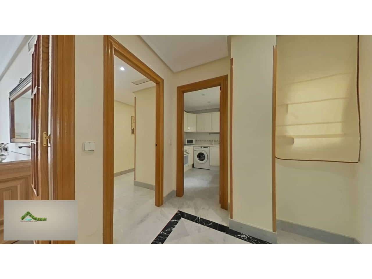 3 sypialnia Mieszkanie do wynajęcia w Marbella z basenem garażem - 2 400 € (Ref: 9421922)