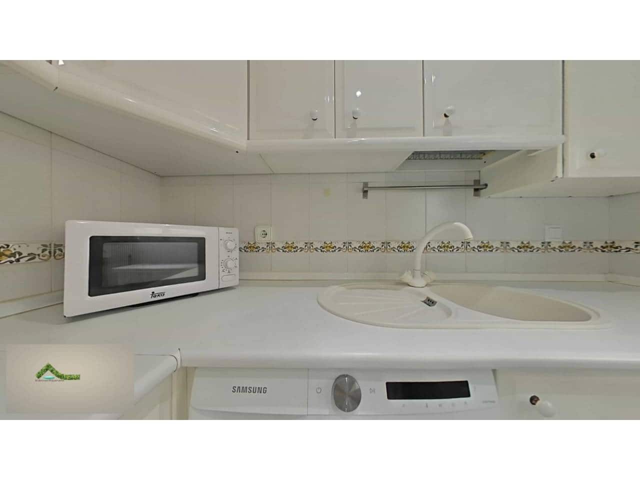 3 sypialnia Mieszkanie do wynajęcia w Marbella z basenem garażem - 2 400 € (Ref: 9421922)