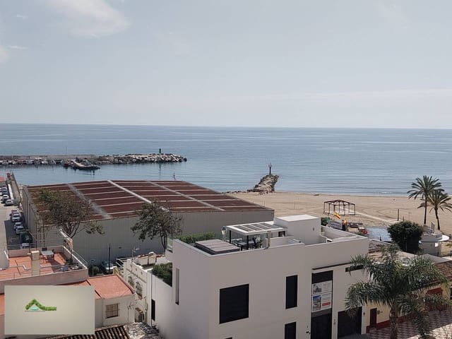 3 makuuhuone Asunto vuokrattavana paikassa Marbella mukana uima-altaan 
autotalli - 2 400 € (Ref: 9421922)