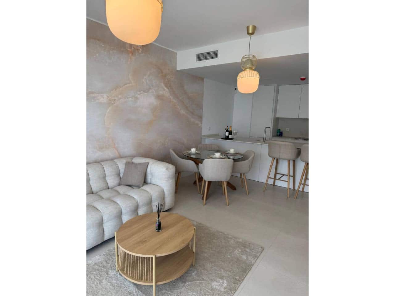 2 bedroom Flat for rent in Fuengirola with pool garage - € 2,500 (Ref: 9426917)