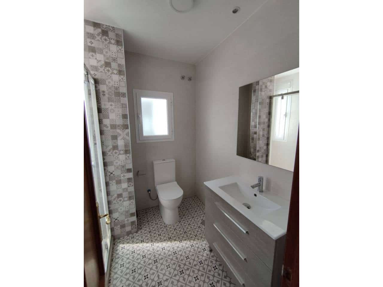 1 soveværelse Lejlighed til leje i Gelves - € 750 (Ref: 9429528)