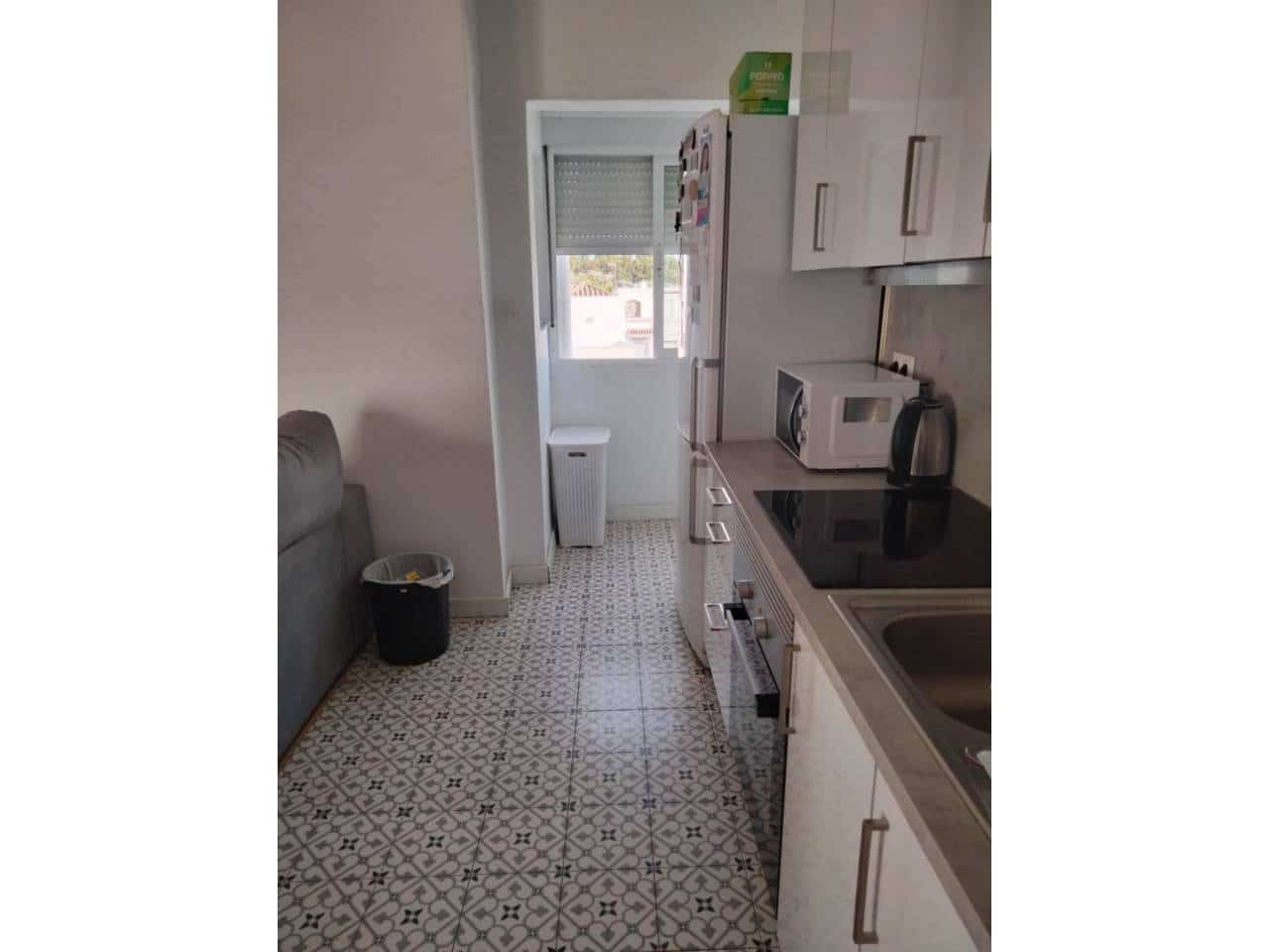 1 soveværelse Lejlighed til leje i Gelves - € 750 (Ref: 9429528)