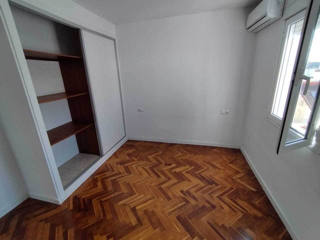 1 soveværelse Lejlighed til leje i Gelves - € 750 (Ref: 9429528)