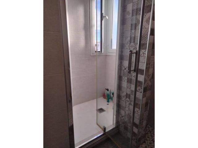 1 soveværelse Lejlighed til leje i Gelves - € 750 (Ref: 9429528)