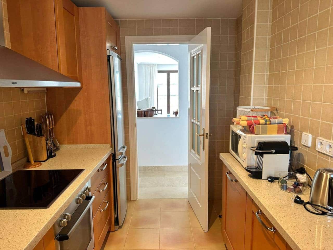 3 makuuhuone Asunto vuokrattavana paikassa Benahavis mukana uima-altaan 
autotalli - 1 800 € (Ref: 9432902)