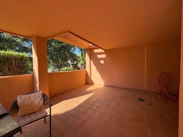 3 makuuhuone Asunto vuokrattavana paikassa Elviria, Marbella mukana uima-altaan 
autotalli - 2 000 € (Ref: 9432903)