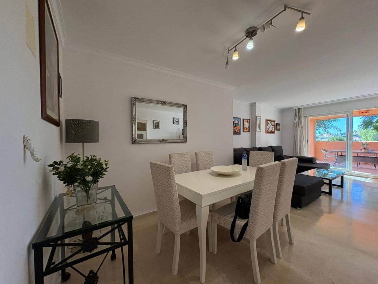 3 makuuhuone Asunto vuokrattavana paikassa Elviria mukana uima-altaan 
autotalli - 2 000 € (Ref: 9432903)