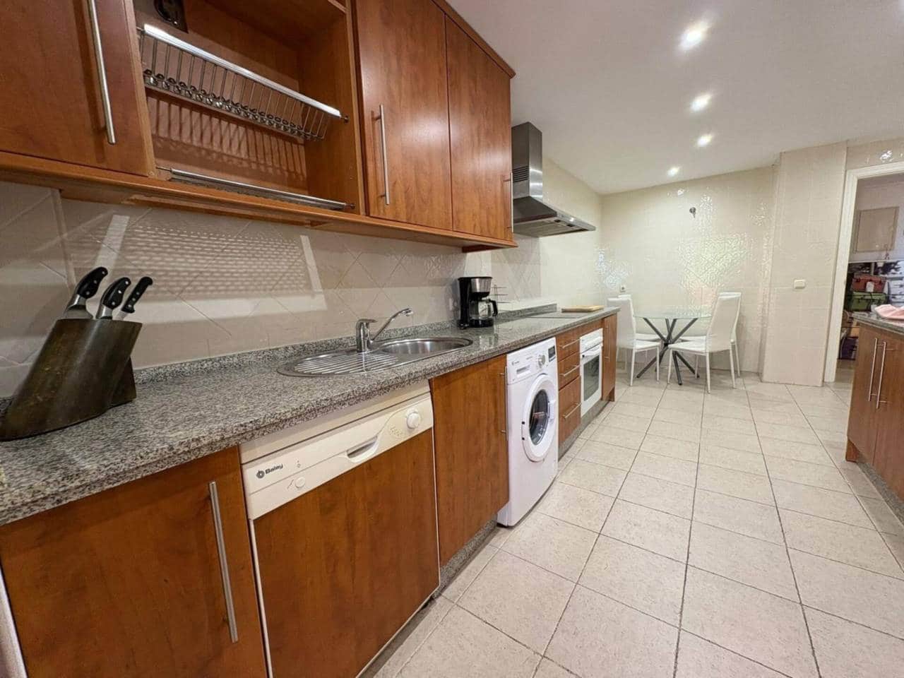 3 makuuhuone Asunto vuokrattavana paikassa Elviria mukana uima-altaan 
autotalli - 2 000 € (Ref: 9432903)