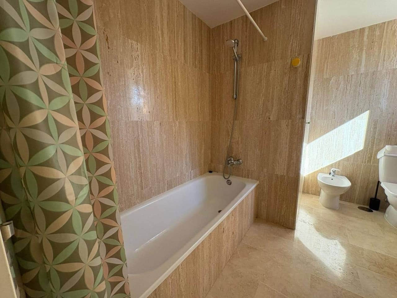 3 makuuhuone Asunto vuokrattavana paikassa Elviria mukana uima-altaan 
autotalli - 2 000 € (Ref: 9432903)