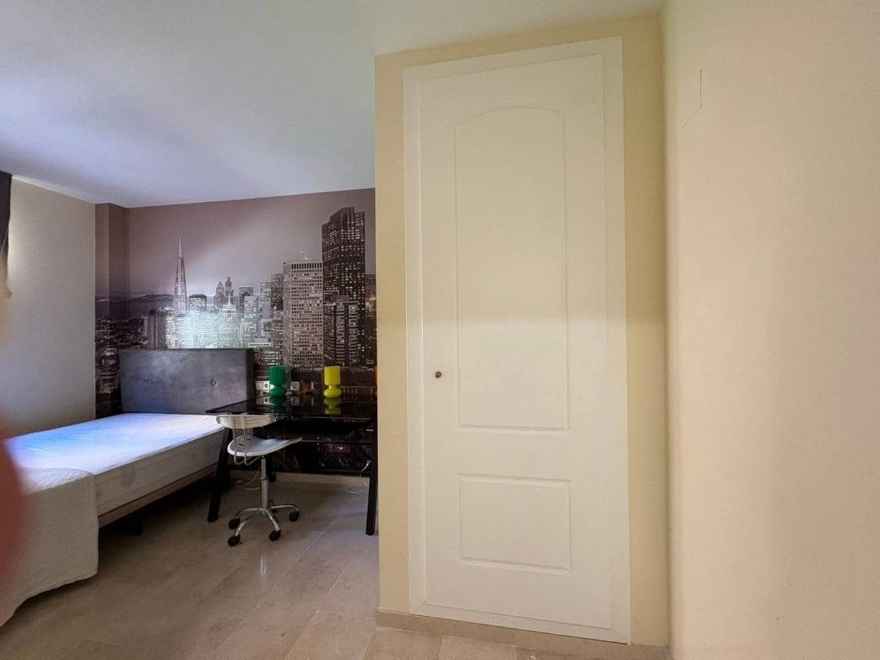 3 makuuhuone Asunto vuokrattavana paikassa Elviria mukana uima-altaan 
autotalli - 2 000 € (Ref: 9432903)