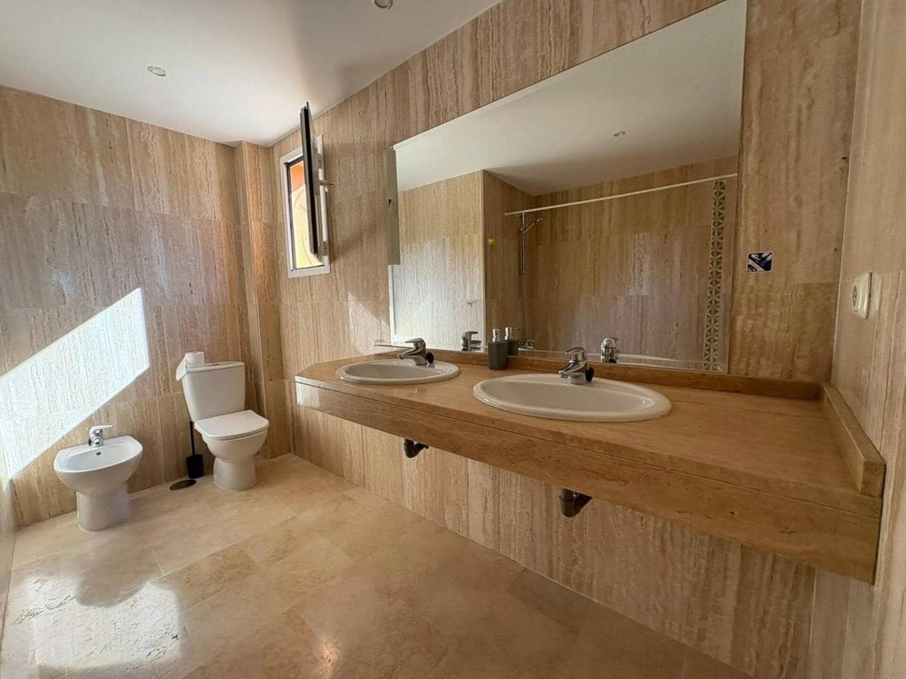 3 makuuhuone Asunto vuokrattavana paikassa Elviria mukana uima-altaan 
autotalli - 2 000 € (Ref: 9432903)