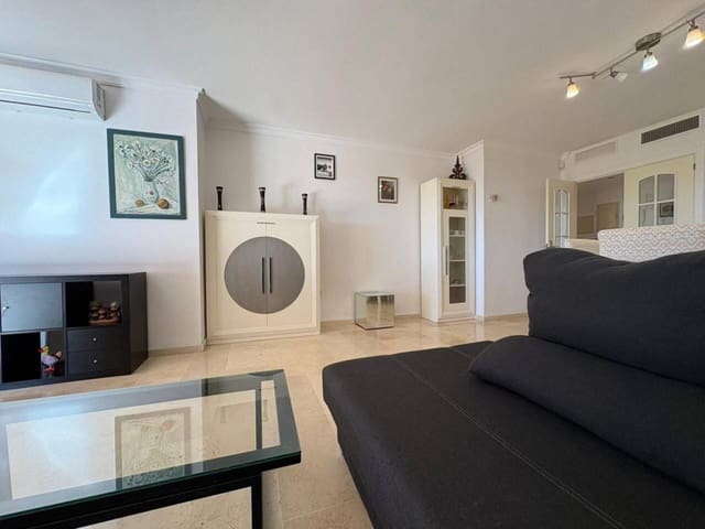 3 makuuhuone Asunto vuokrattavana paikassa Elviria, Marbella mukana uima-altaan 
autotalli - 2 000 € (Ref: 9432903)