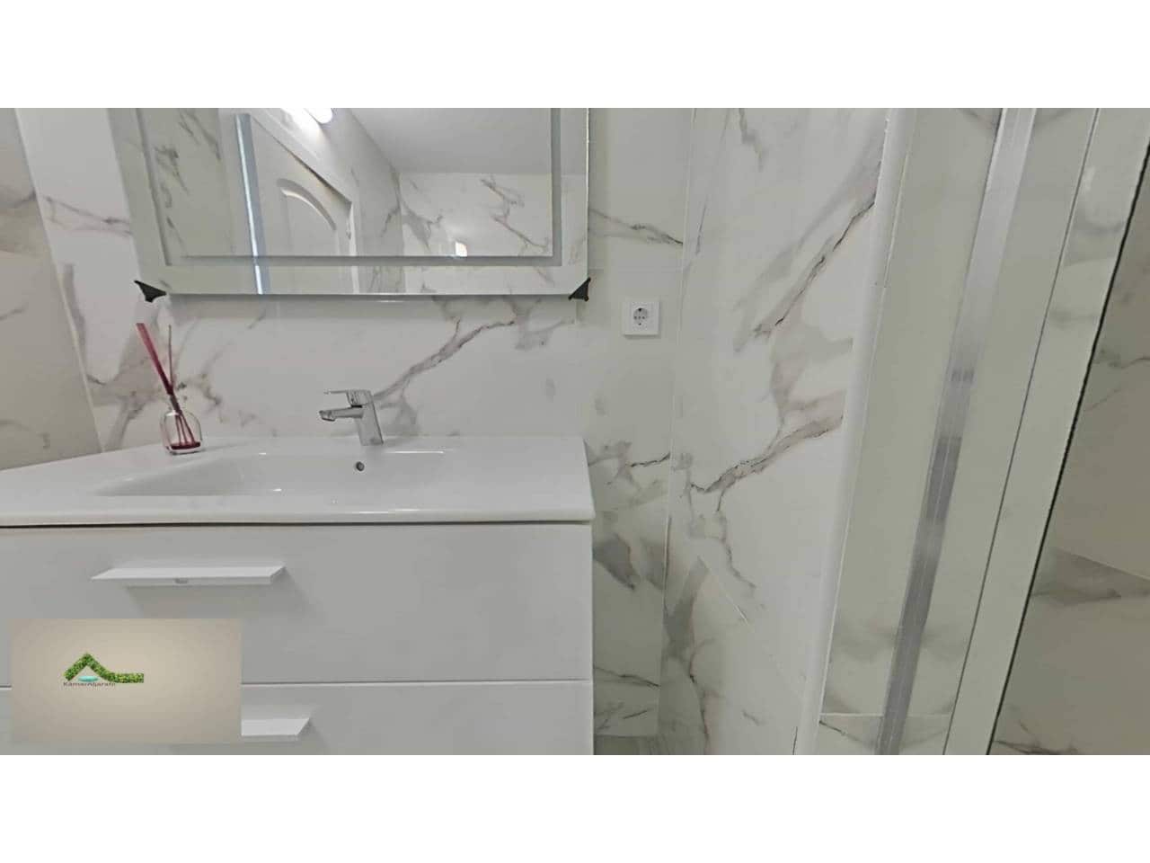 4 soveværelse Rækkehus til leje i Marbella med swimmingpool garage - € 4.500 (Ref: 9448855)