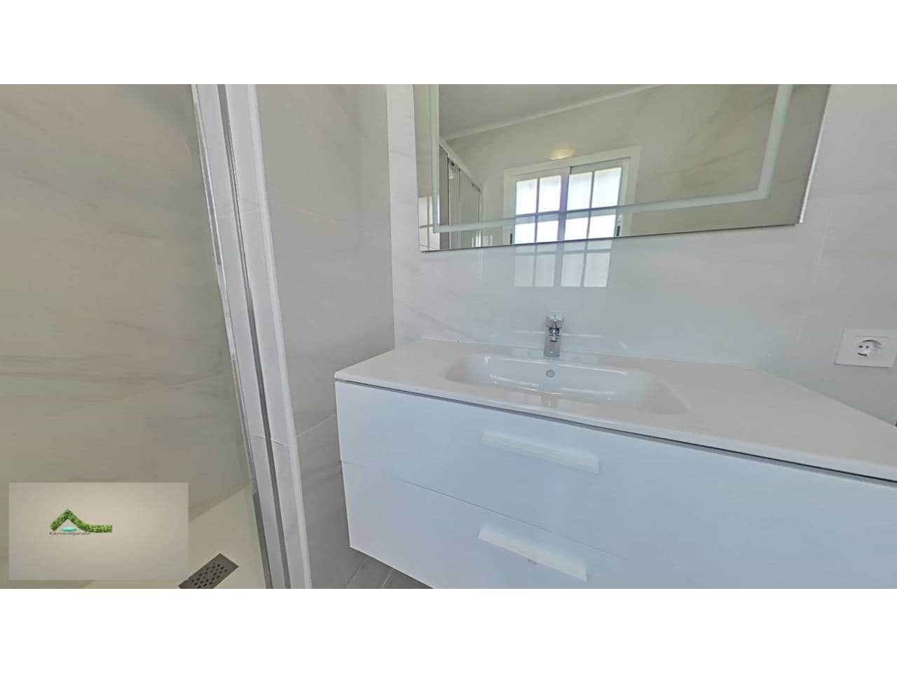 4 soveværelse Rækkehus til leje i Marbella med swimmingpool garage - € 4.500 (Ref: 9448855)