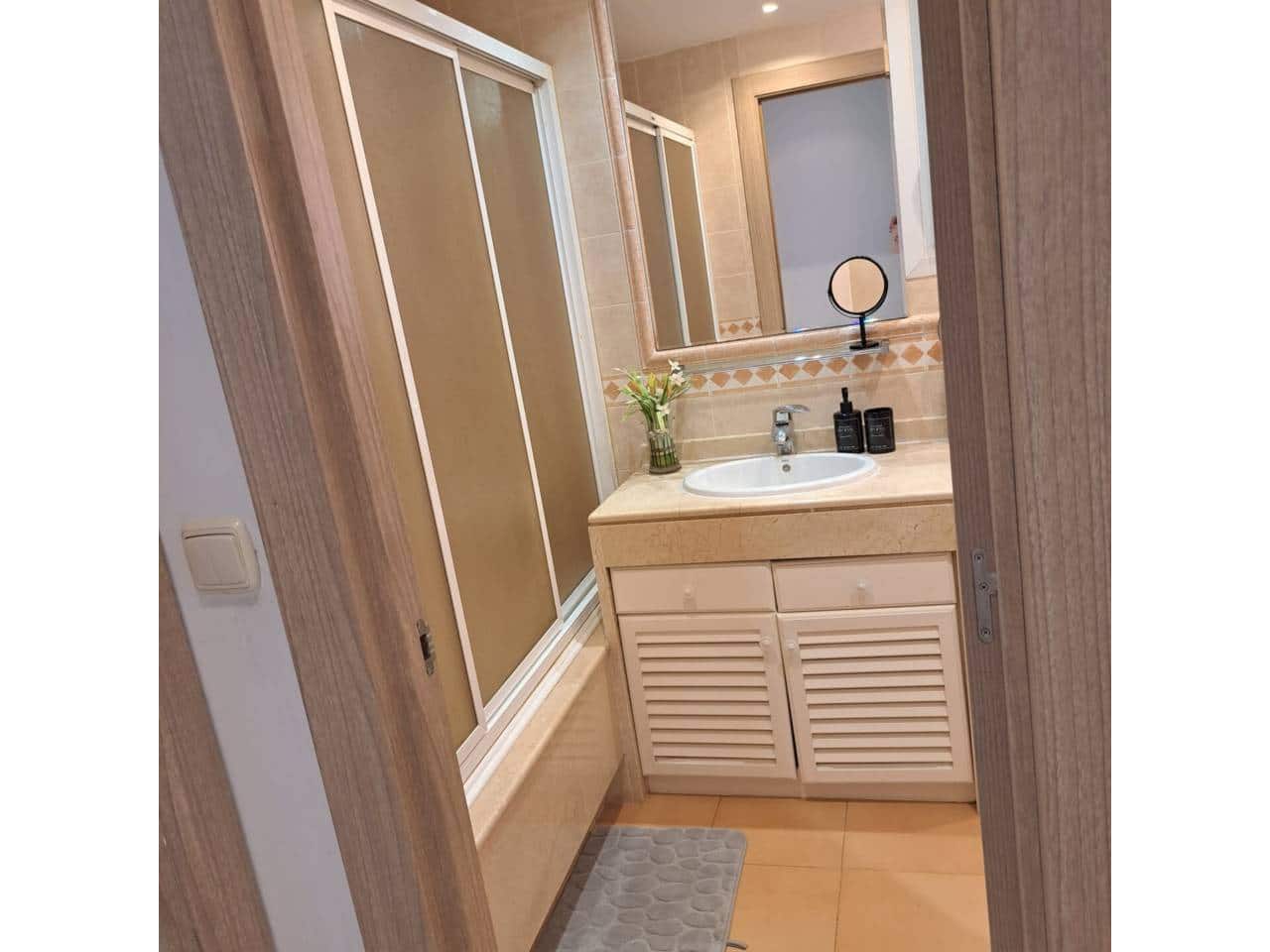 2 soveværelse Lejlighed til leje i Marbella med swimmingpool garage - € 2.300 (Ref: 9452514)