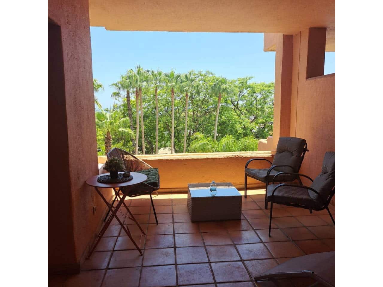 2 soveværelse Lejlighed til leje i Marbella med swimmingpool garage - € 2.300 (Ref: 9452514)