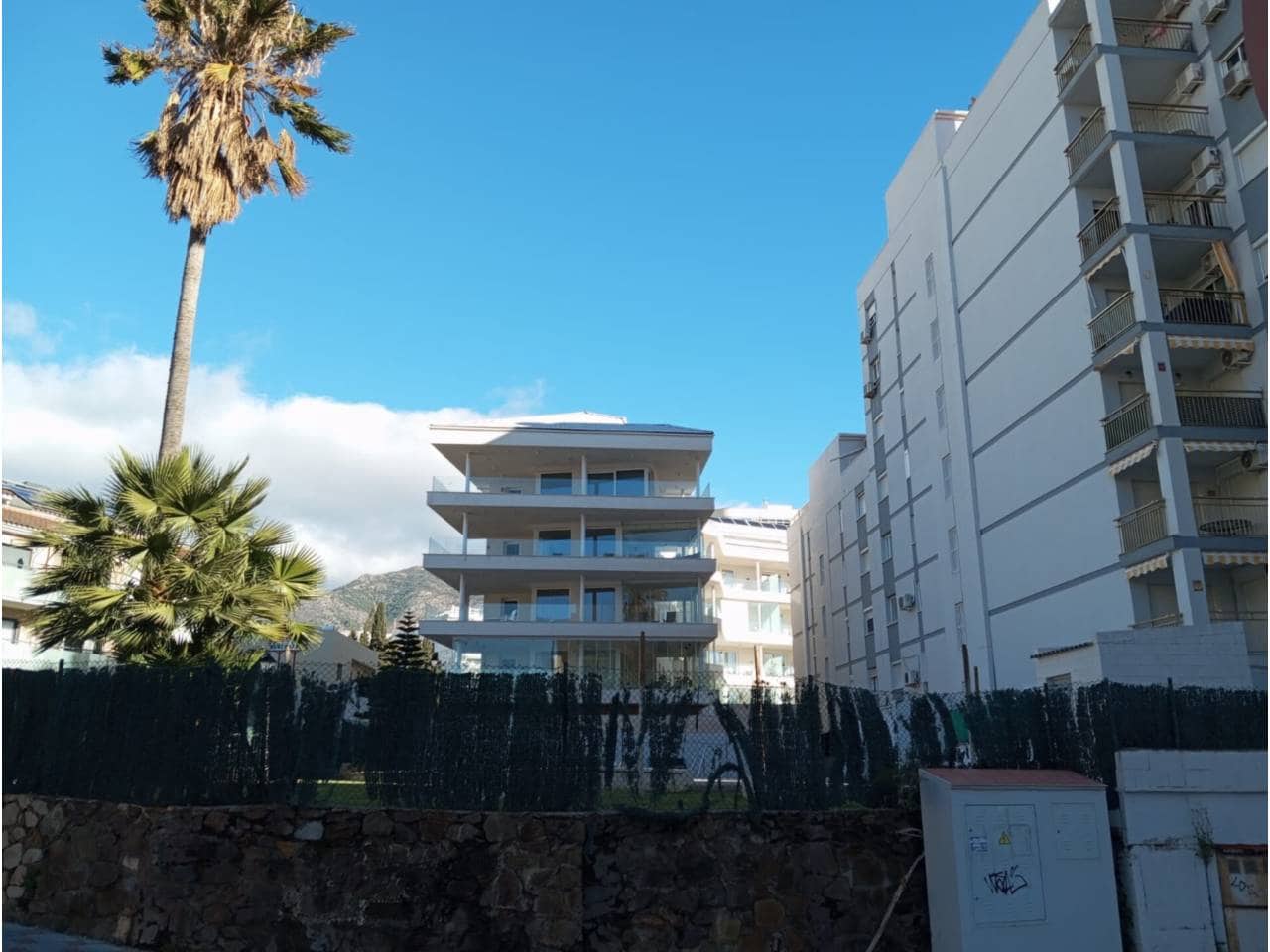 Appartement de 1 chambre à louer à Fuengirola avec piscine garage - 950 € (Ref: 9460960)