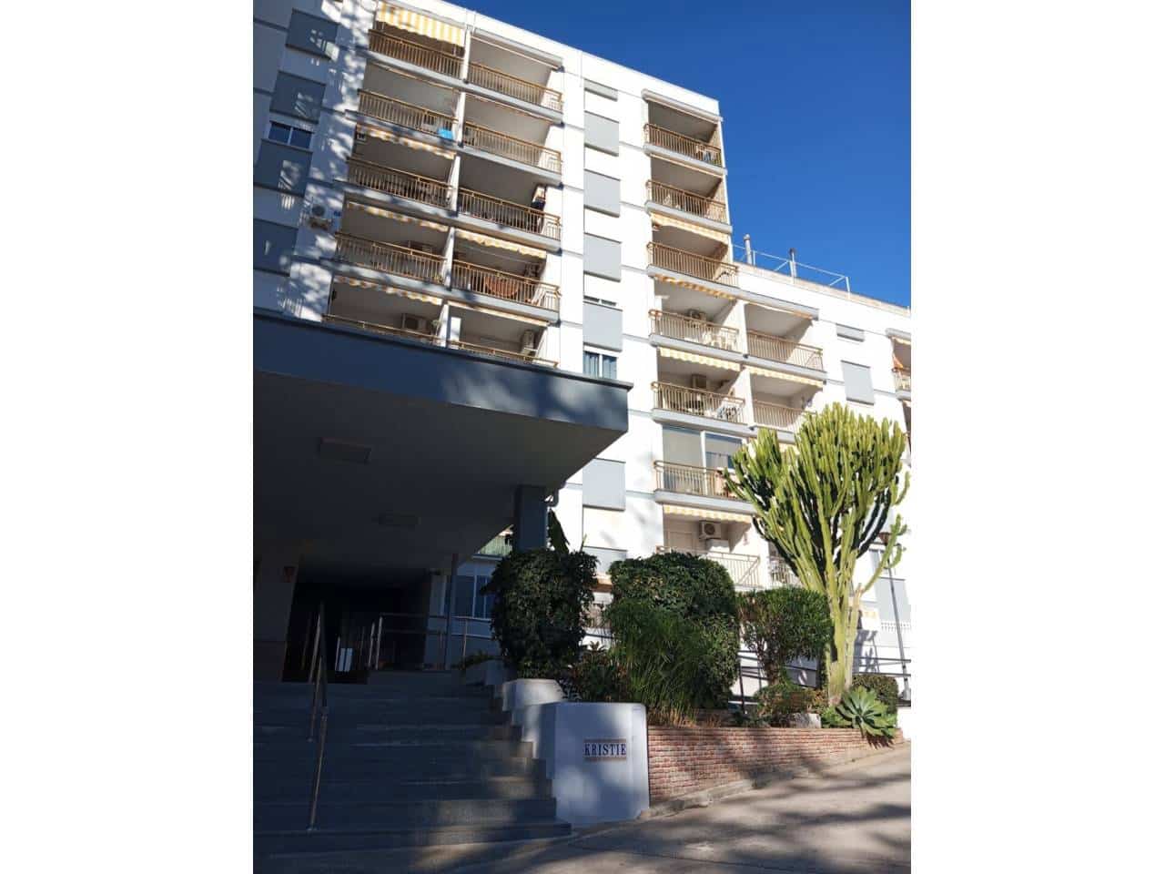 Appartement de 1 chambre à louer à Fuengirola avec piscine garage - 950 € (Ref: 9460960)