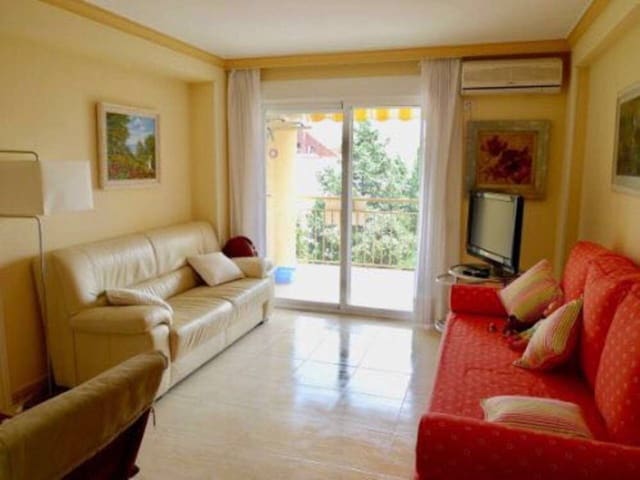 Appartement de 1 chambre à louer à Fuengirola avec piscine garage - 950 € (Ref: 9460960)