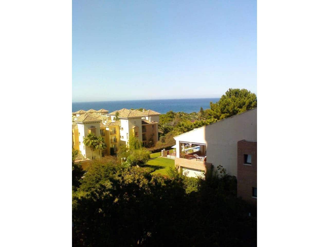 Studio de 1 chambre à louer à Elviria avec piscine garage - 950 € (Ref: 9465242)