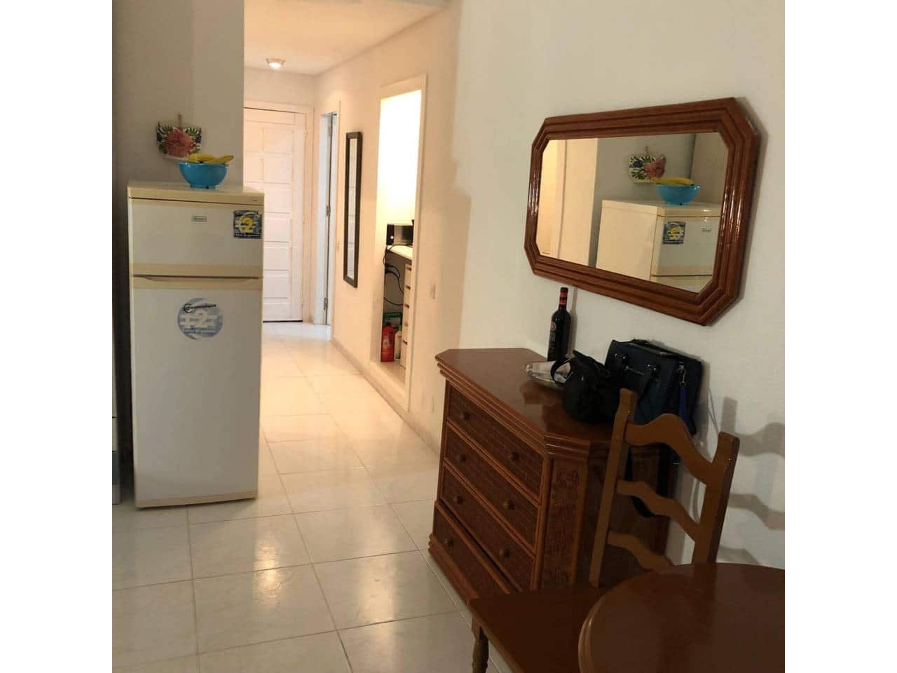 Studio de 1 chambre à louer à Elviria avec piscine garage - 950 € (Ref: 9465242)