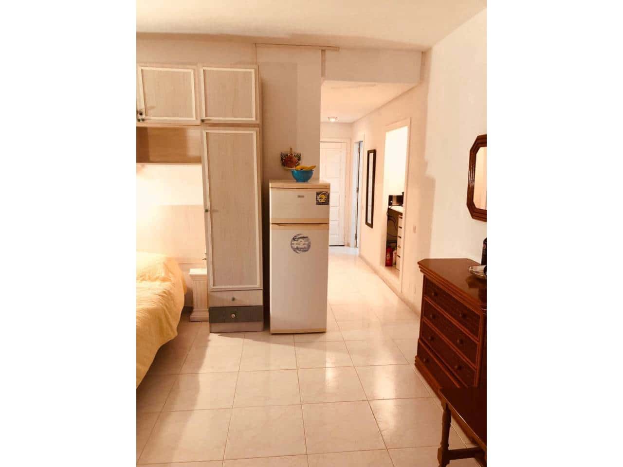 Studio de 1 chambre à louer à Elviria avec piscine garage - 950 € (Ref: 9465242)