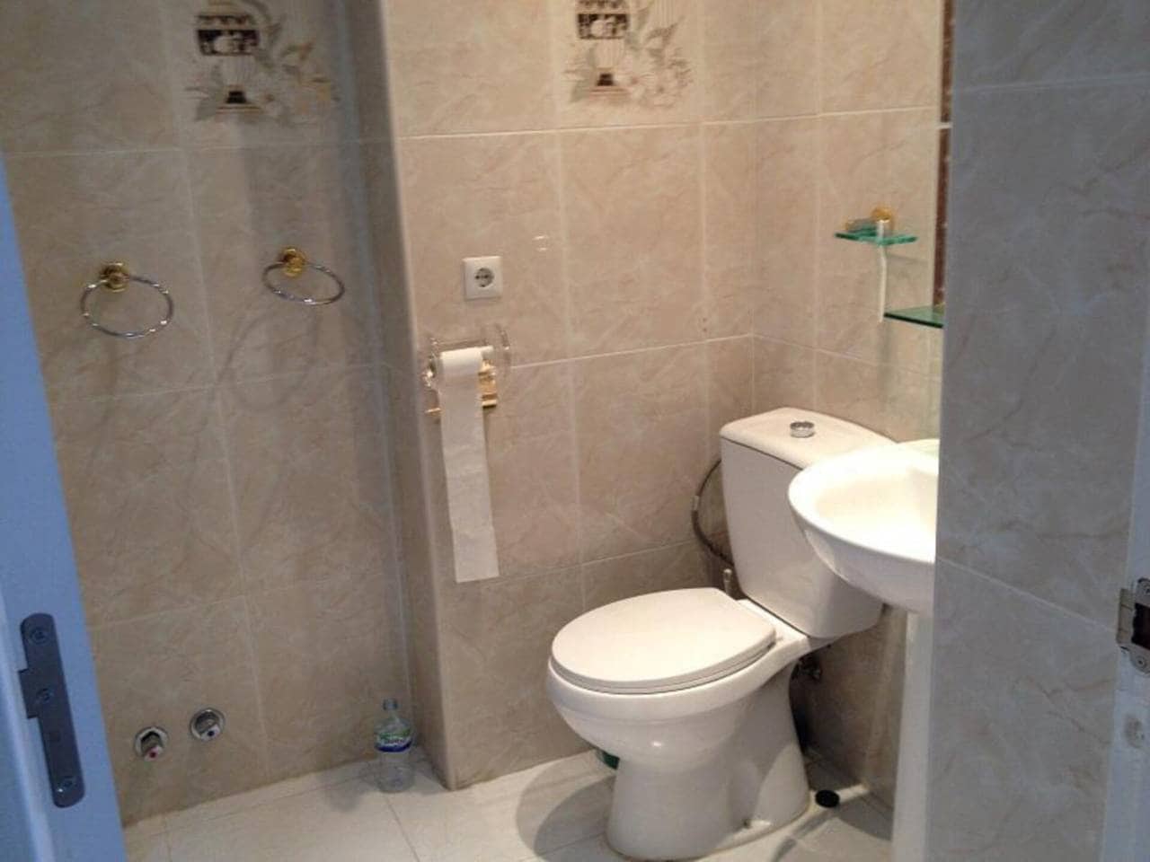 Studio de 1 chambre à louer à Elviria avec piscine garage - 950 € (Ref: 9465242)