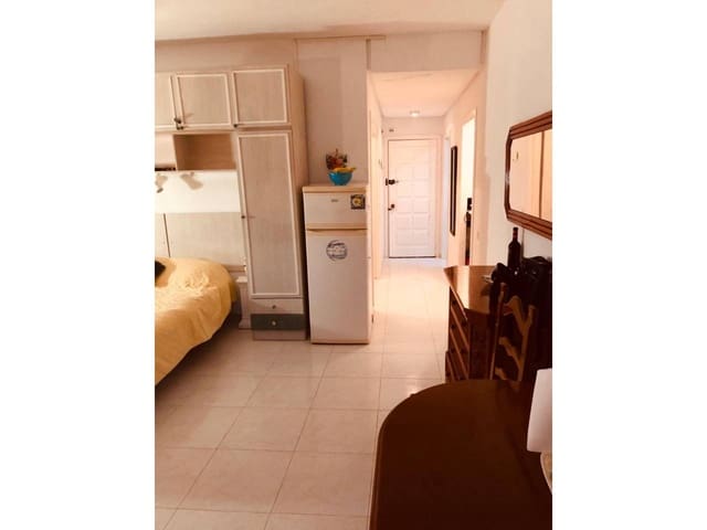 1 soveværelse Studio til leje i Elviria, Marbella - € 950 (Ref: 9465242)