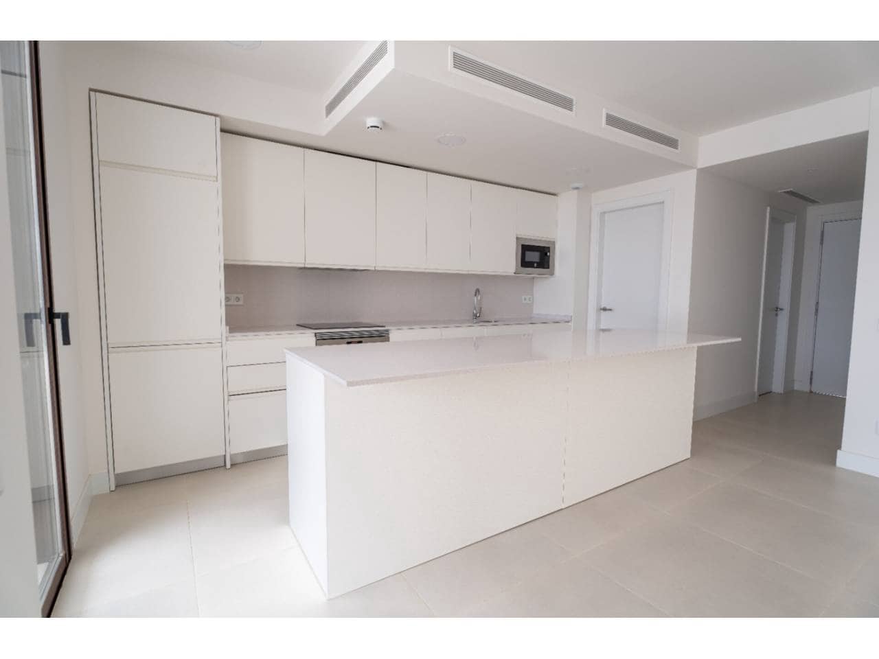 3 sypialnia Mieszkanie do wynajęcia w Fuengirola z basenem garażem - 3 000 € (Ref: 9467957)
