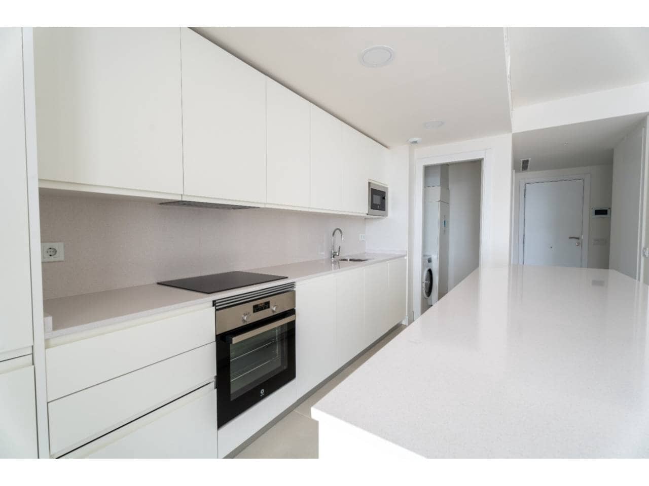 3 sypialnia Mieszkanie do wynajęcia w Fuengirola z basenem garażem - 3 000 € (Ref: 9467957)