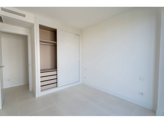 3 sypialnia Mieszkanie do wynajęcia w Fuengirola z basenem garażem - 3 000 € (Ref: 9467957)