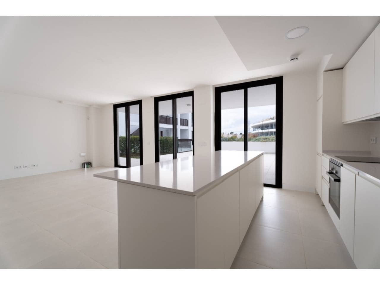 3 sypialnia Mieszkanie do wynajęcia w Fuengirola z basenem garażem - 3 000 € (Ref: 9467957)