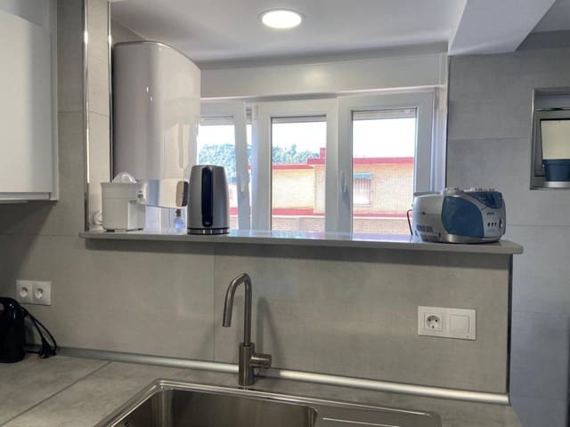 Piso de 2 habitaciones en Málaga ciudad en alquiler - 1.250 € (Ref: 9473683)