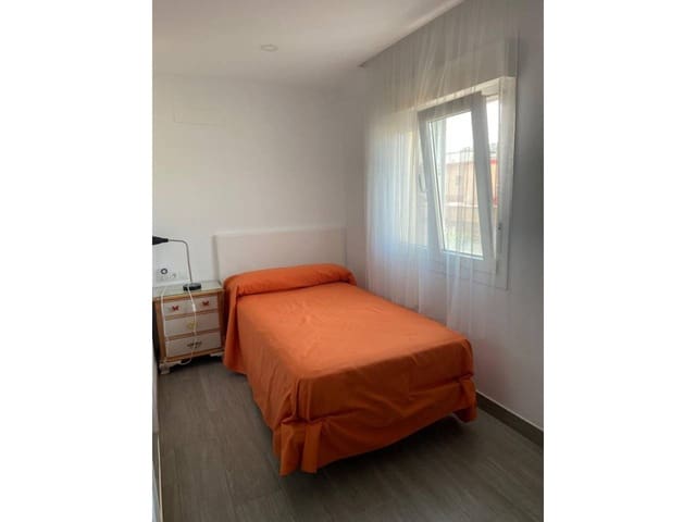 Piso de 2 habitaciones en Málaga ciudad en alquiler - 1.250 € (Ref: 9473683)