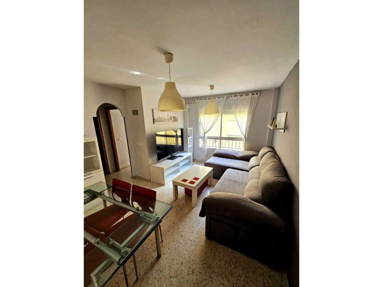 Piso de 2 habitaciones en Málaga ciudad en alquiler - 1.300 € (Ref: 9473684)