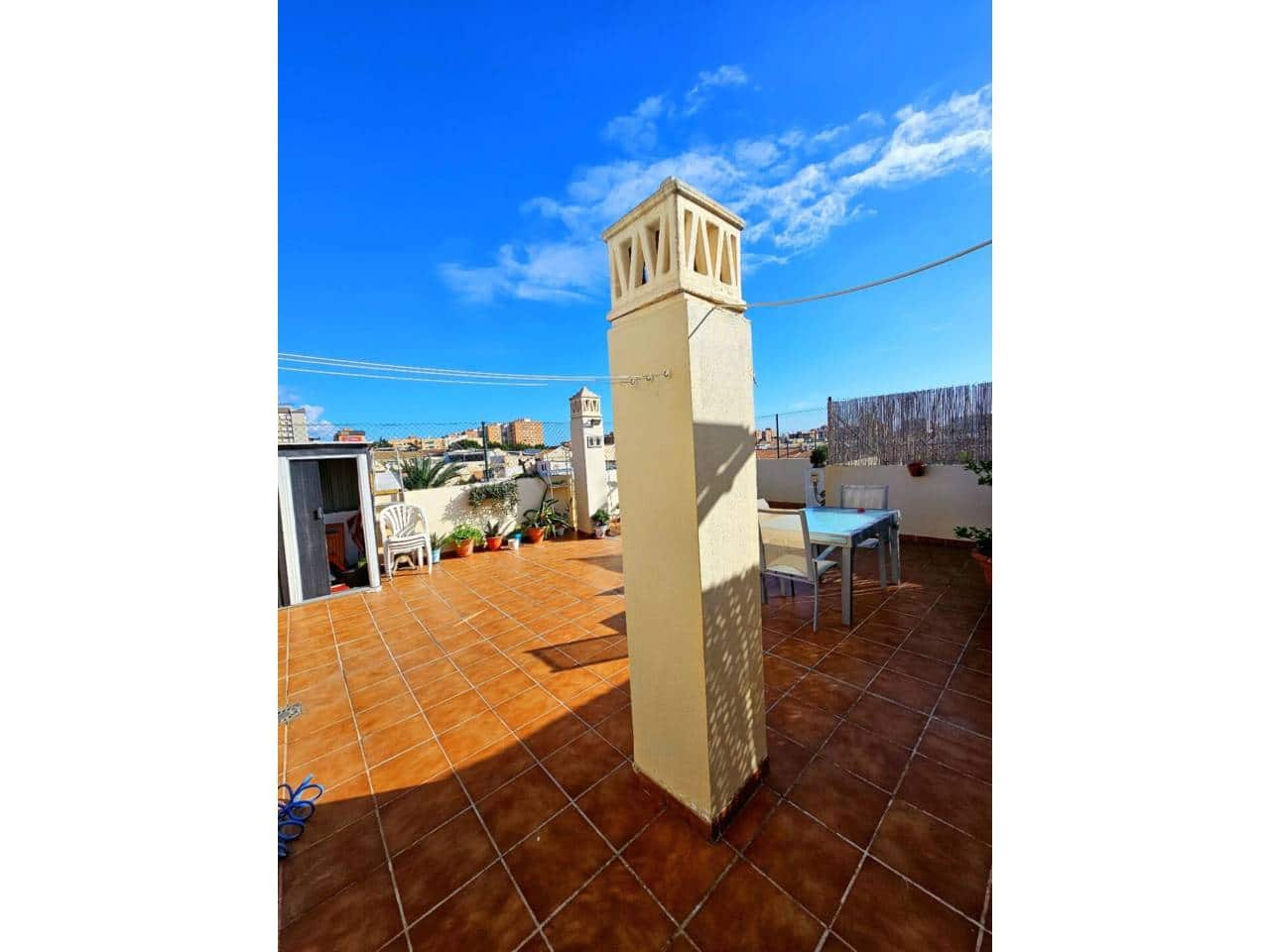 Piso de 2 habitaciones en Málaga ciudad en alquiler - 1.300 € (Ref: 9473684)