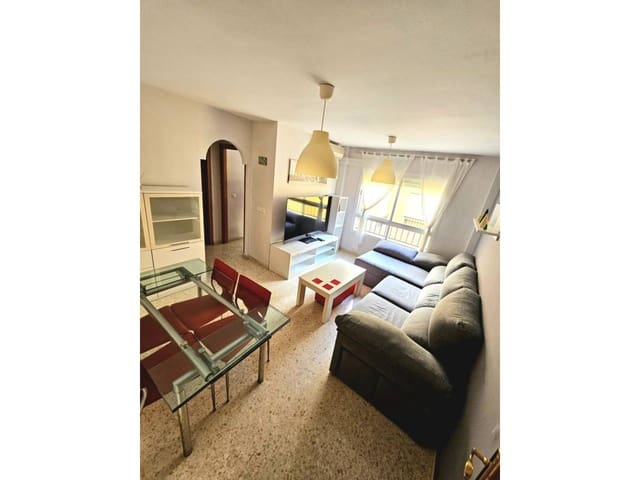 Piso de 2 habitaciones en Málaga ciudad en alquiler - 1.300 € (Ref: 9473684)